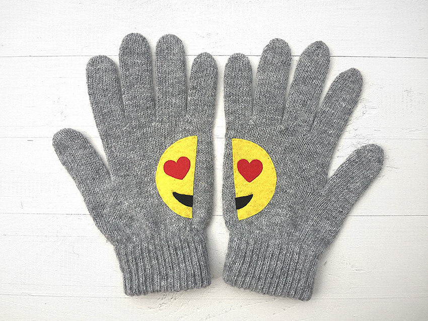 Emoji Gloves / Heart Eyes
