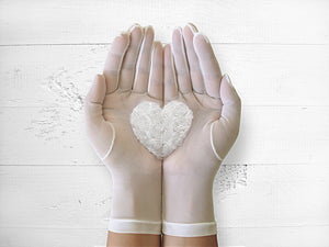 Bridal Gloves / Heart
