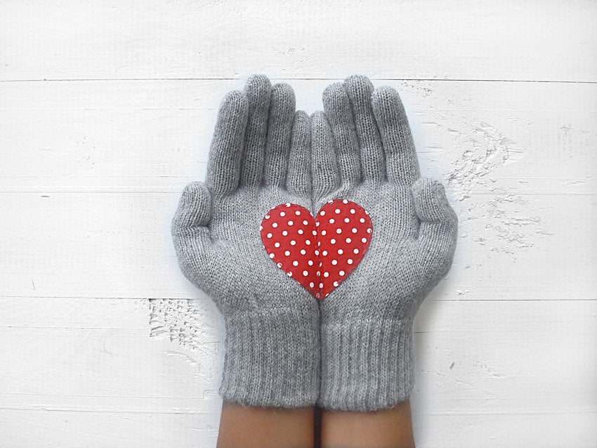 Heart Gloves / Gray / Polka Dot
