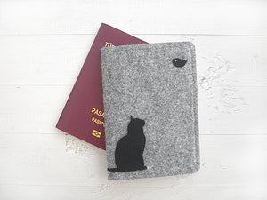 Passport Cover / Cat & Bird